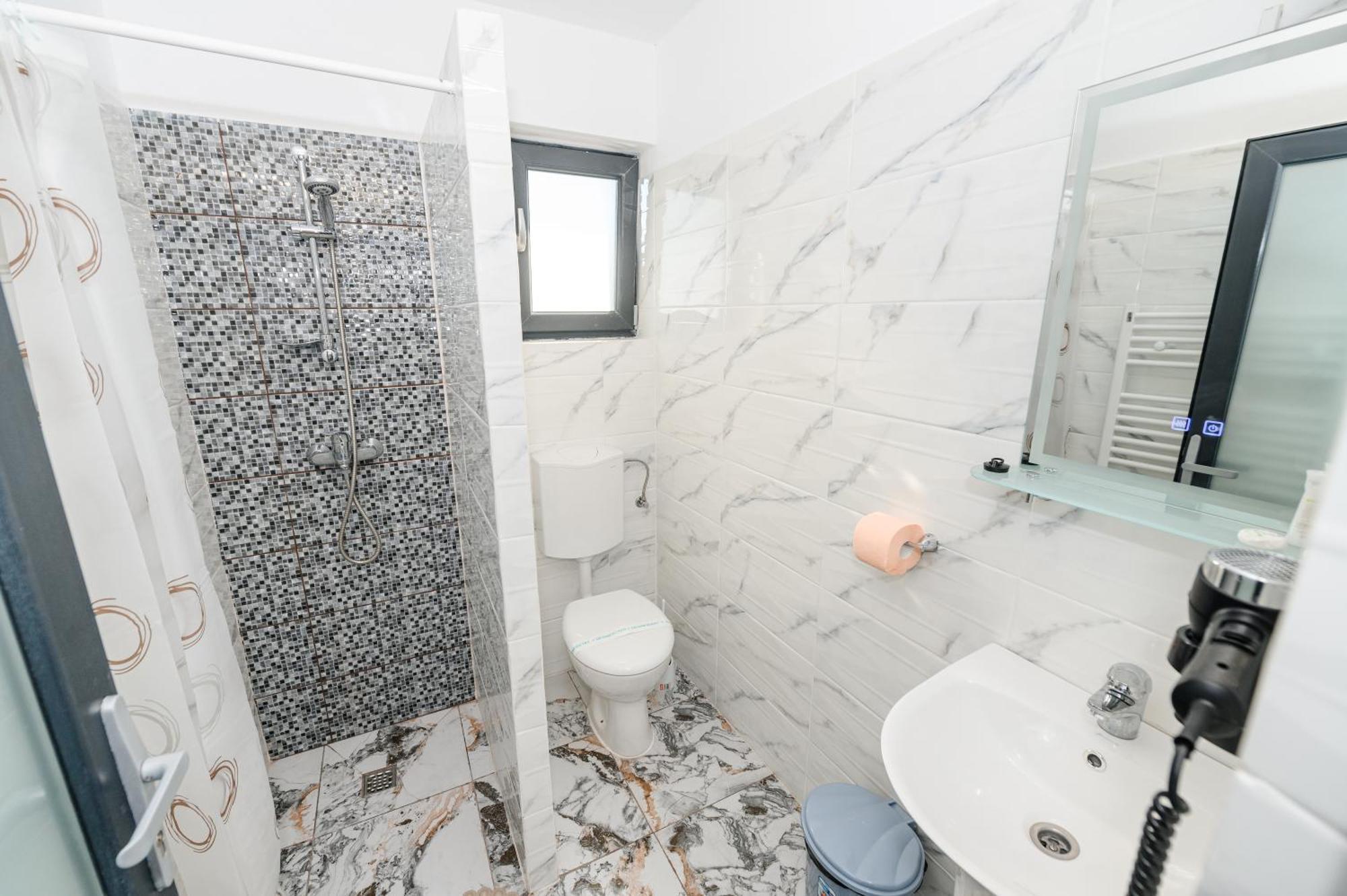 Hotel Casa Alexander Călimăneşti Esterno foto